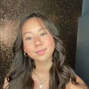 Meet your Posher, Meredith